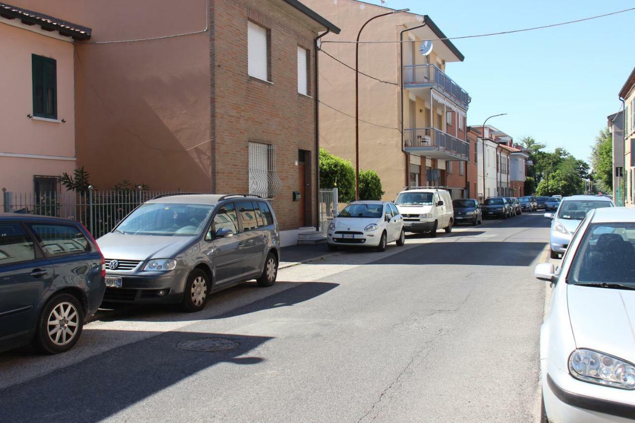 Casa Singola A Pochi Passi Dal Centro Storico Lägenhet Ravenna Exteriör bild